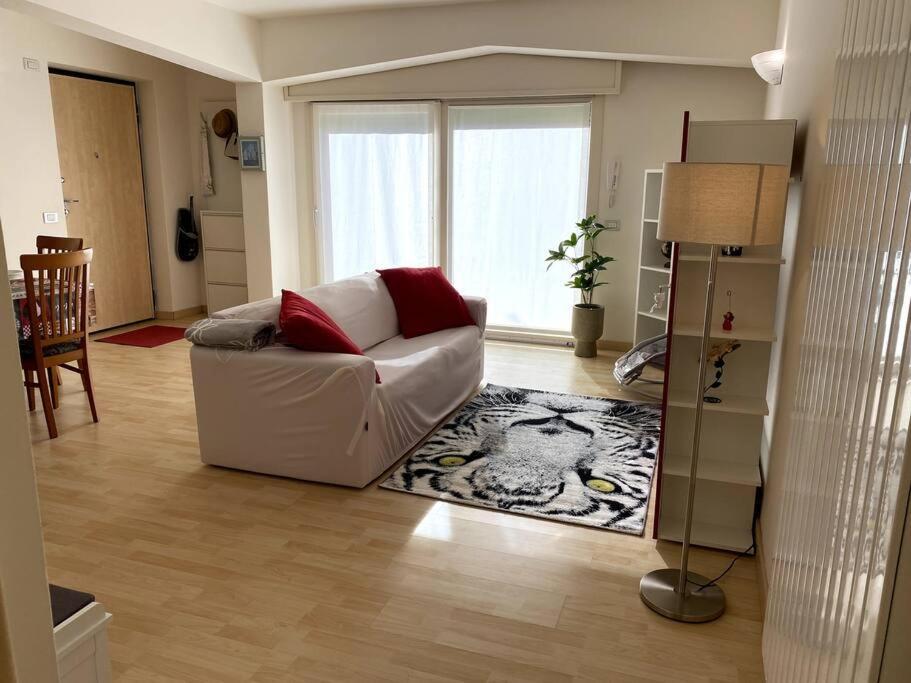 Casa Vacanza Veronica Con Giardino Вербанія Екстер'єр фото